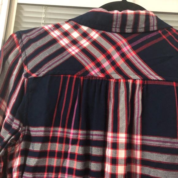 Liz lange/maternity  Plaid blouse 1/3 button front Sz XS - Picture 5 of 7